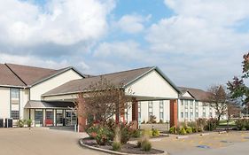 Ramada By Wyndham Springfield North